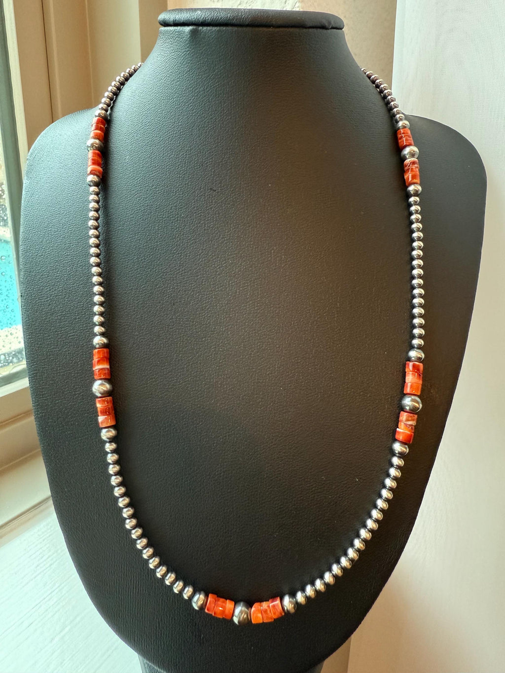 Spiny Oyster and Oxidized Sterling Silver Pearl Necklace, Western Style