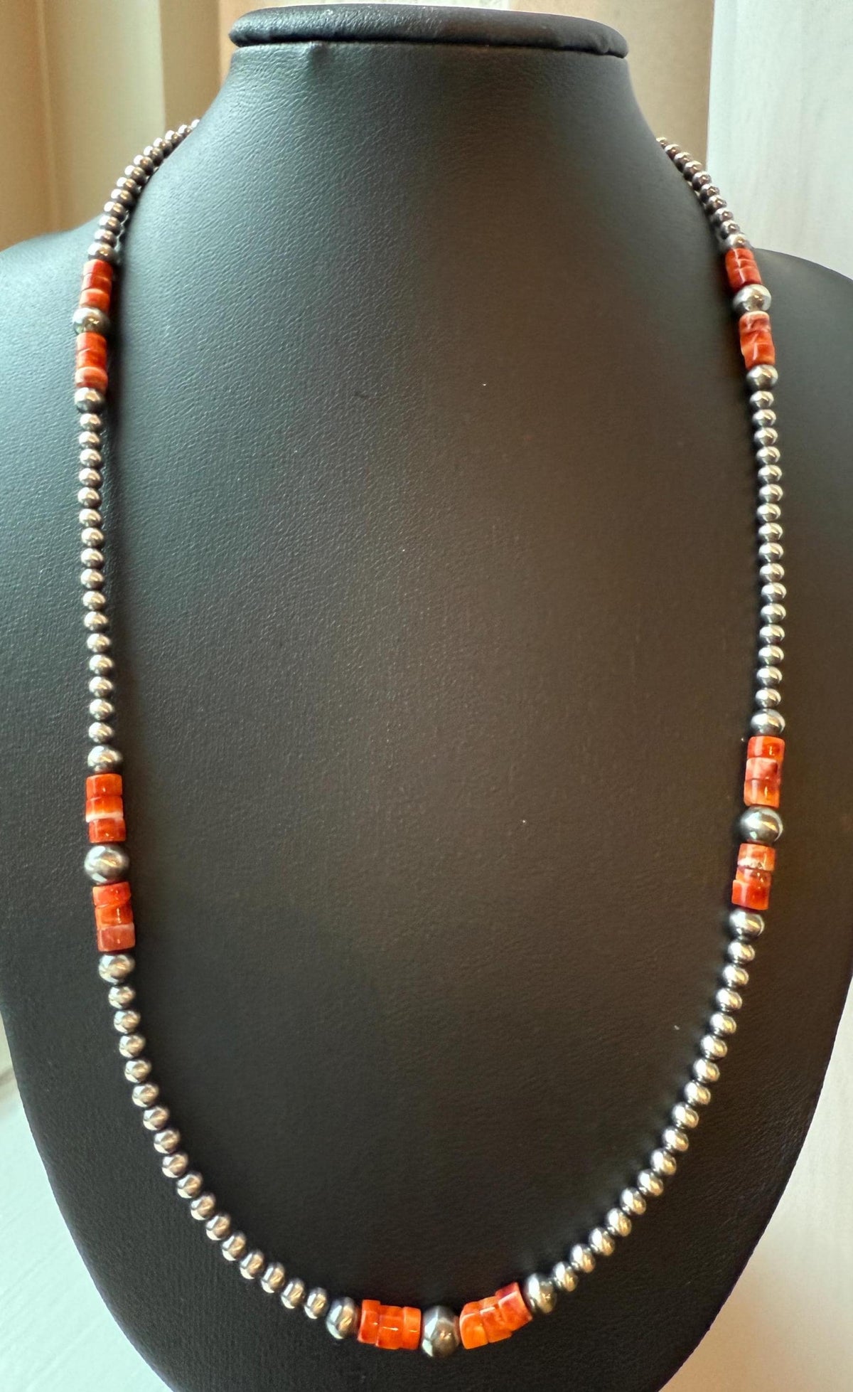 Spiny Oyster and Oxidized Sterling Silver Pearl Necklace, Western Style