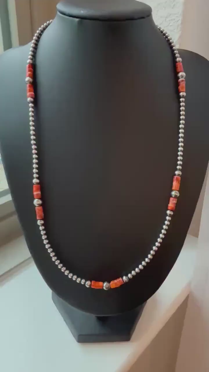 Spiny Oyster and Oxidized Sterling Silver Pearl Necklace, Western Style